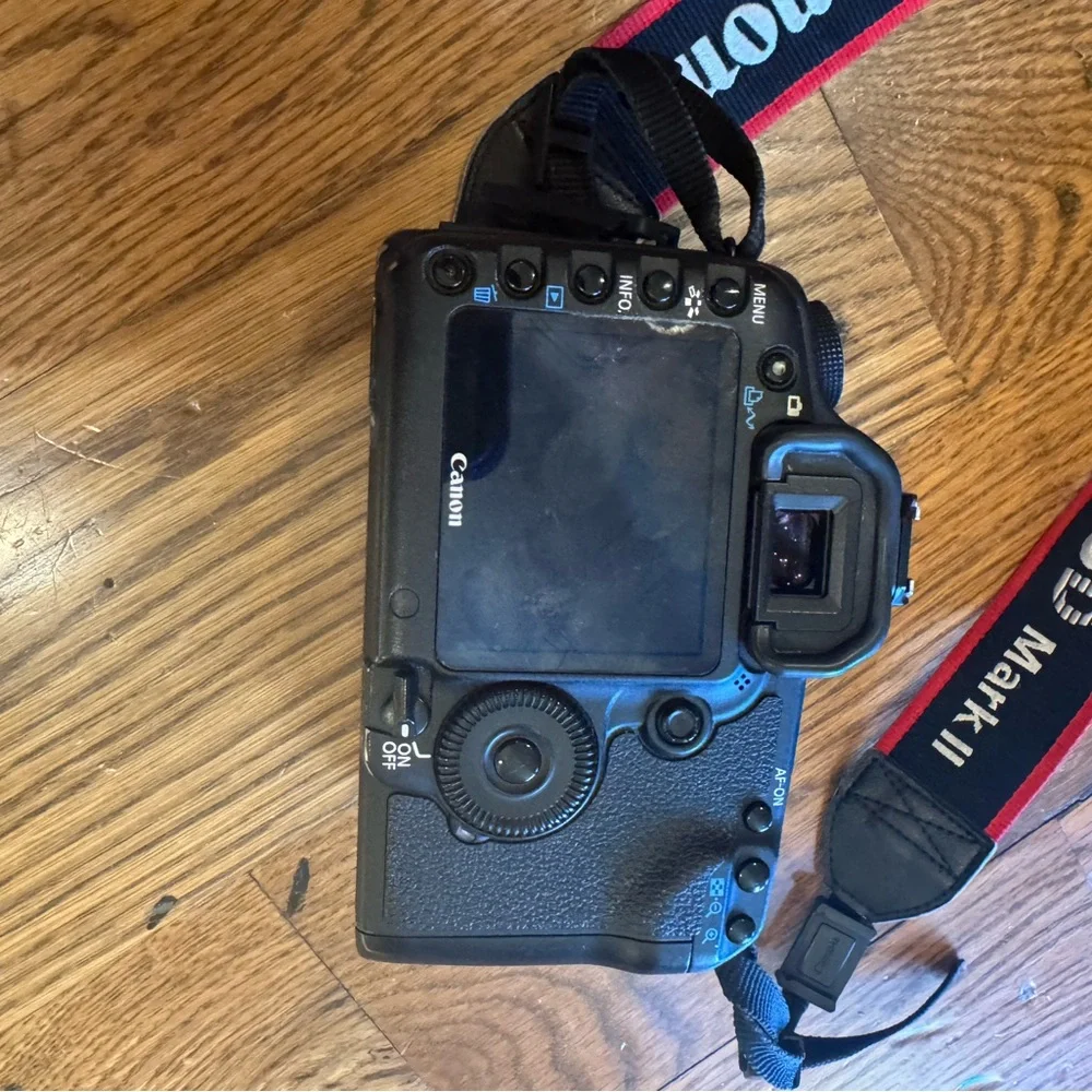 Canon EOS 5D Mark II Black Camera